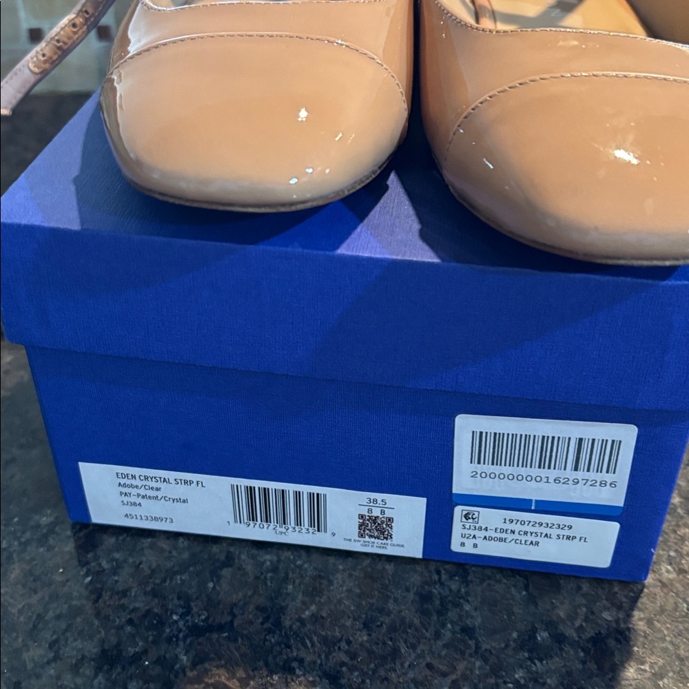 Stuart Weitzman Nude Patent Leather Flats
Worn once for 20 min